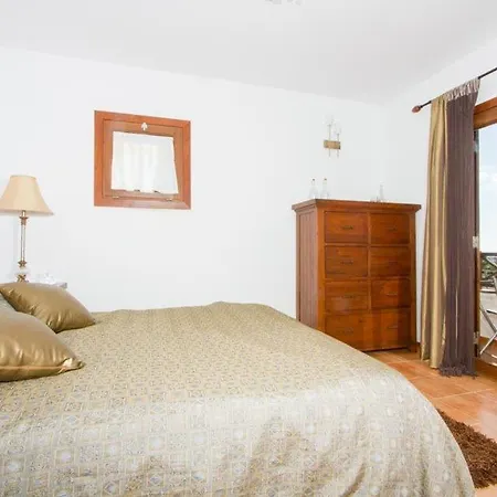 Playa Blanca Sleeps 6 Pool Air Con Wifi *