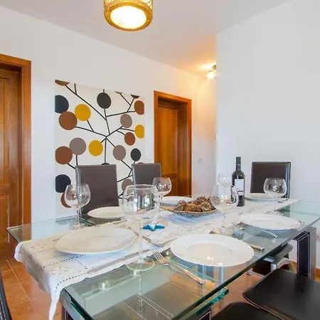Playa Blanca Sleeps 6 Pool Air Con Wifi
